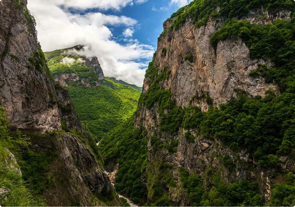 Черекская теснина осень